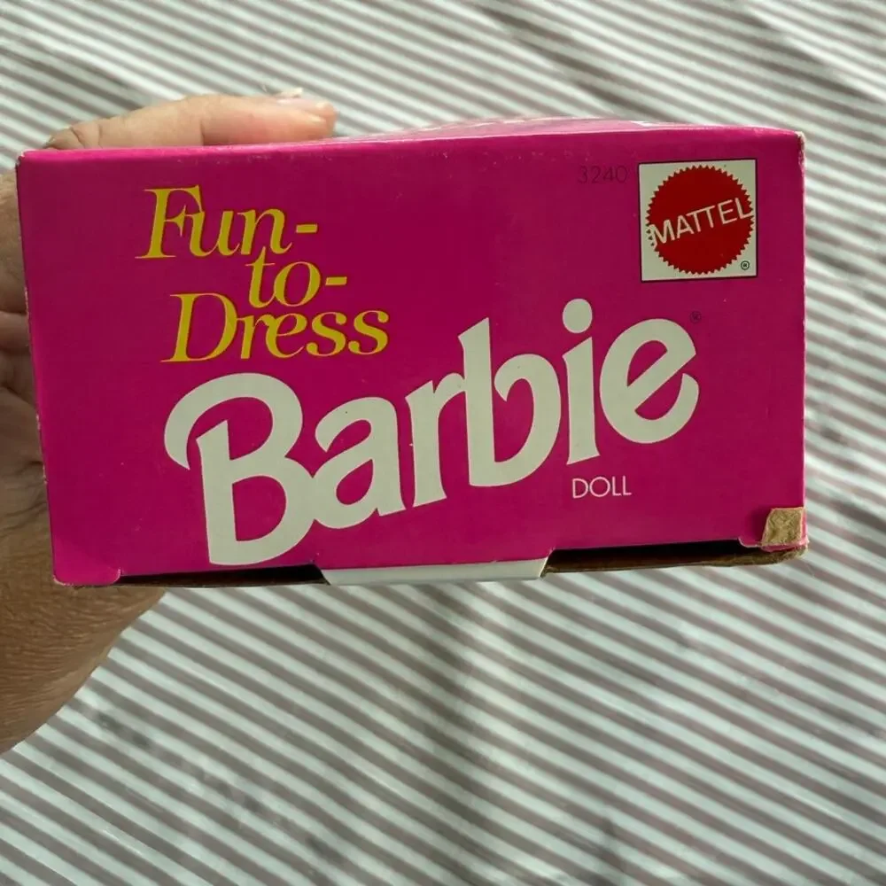 Vintage 1992 Barbie Fun-to-Dress Doll with Blue Bath Towel Wrap